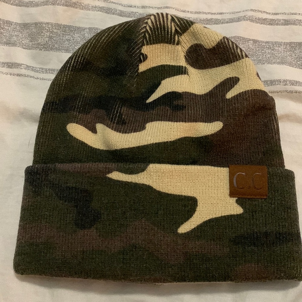 C.C Camo Besnie